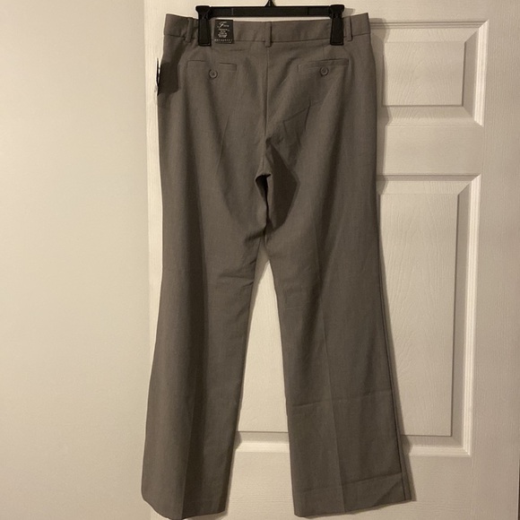 Fiona Universal Fit  Low Rise Straight Leg Women Pants size 10 brand new - Picture 4 of 7